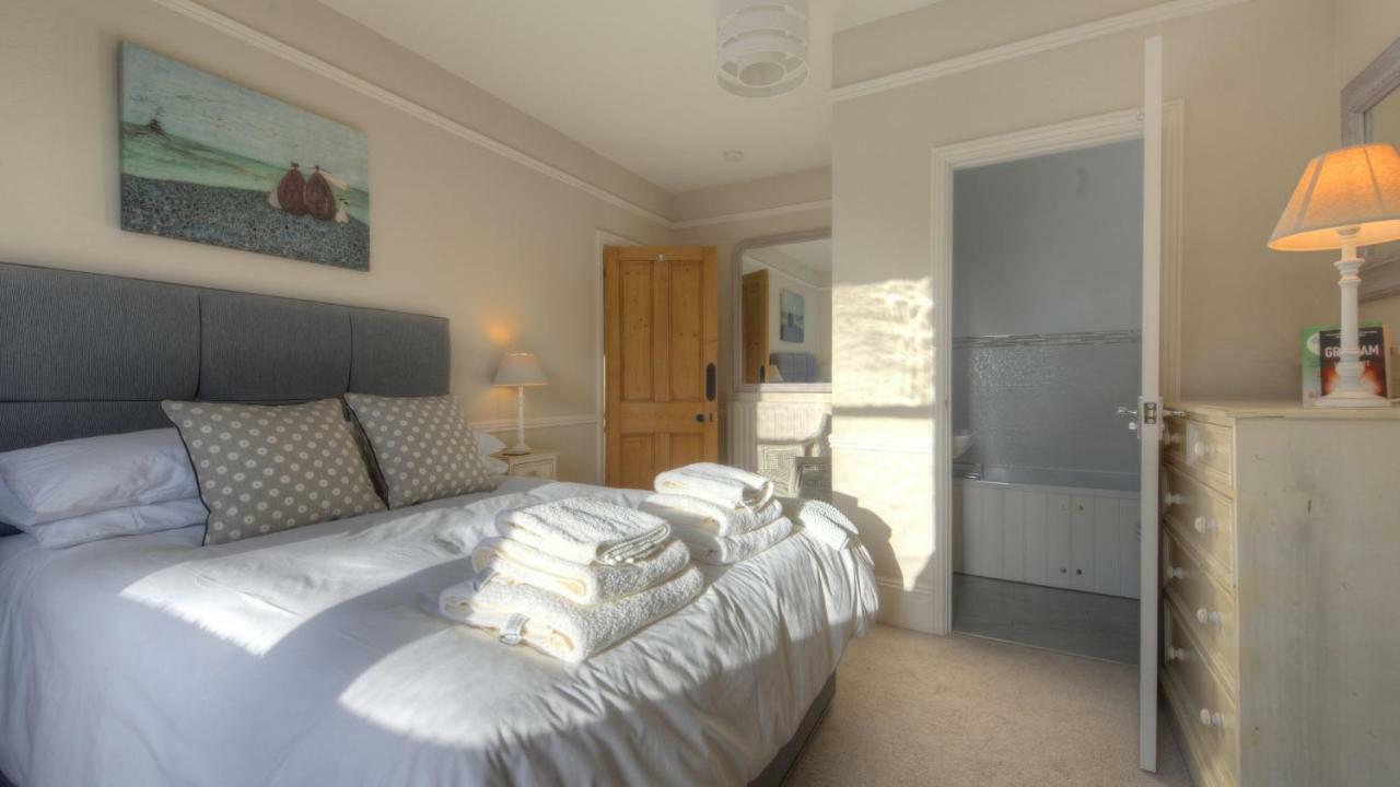 2 Hadleigh Villas Lyme Regis Buitenkant foto