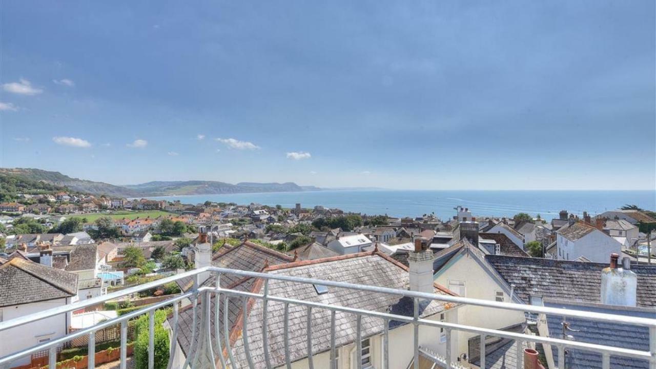 2 Hadleigh Villas Lyme Regis Buitenkant foto