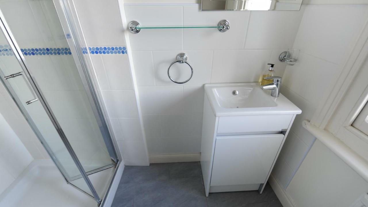 2 Hadleigh Villas Lyme Regis Buitenkant foto